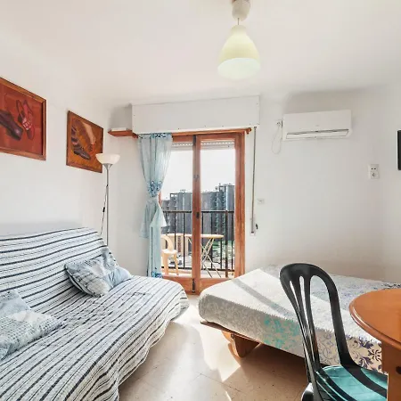 With A Garden And Balcony For Weekend Getaway *