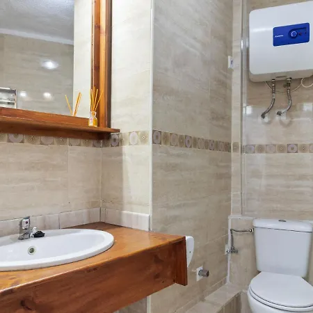 Prázdninový dům With A Garden And Balcony For Weekend Getaway Torremolinos